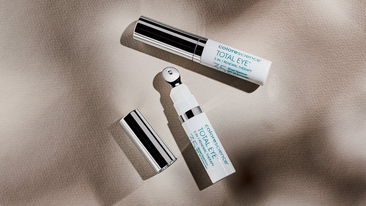 Total Eye 3-in-1 Renewal Therapy SPF50 - Fair